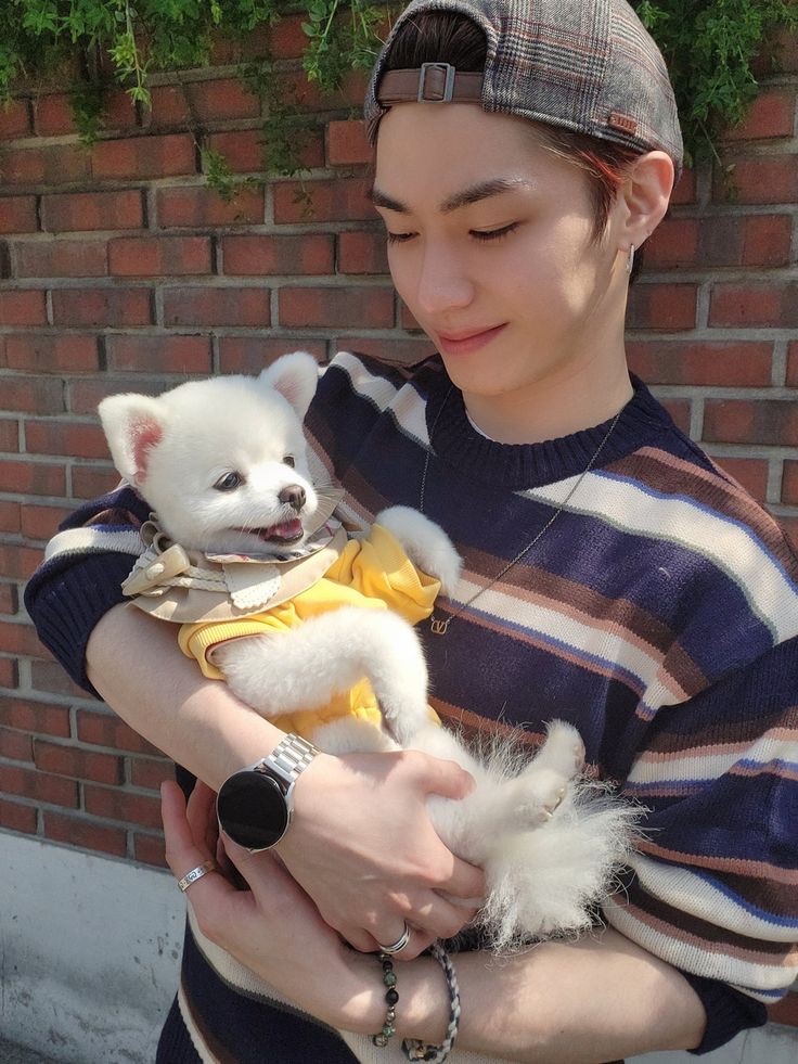 Hot post catching attention from 자유게시판's fandom