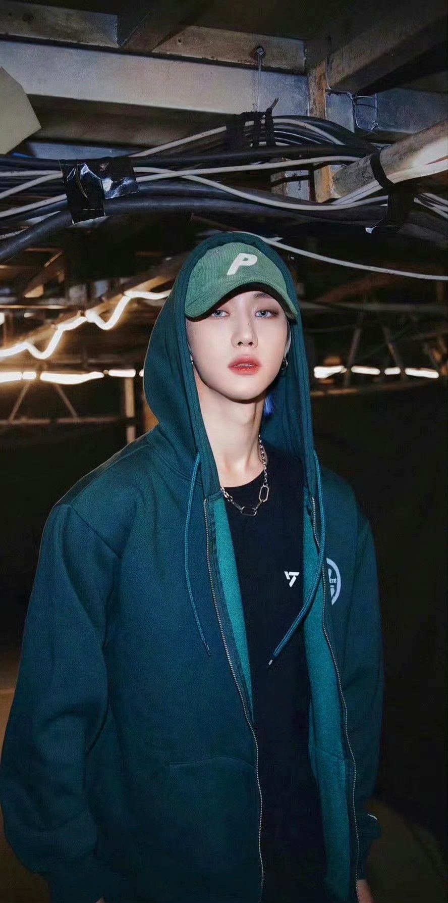 Fandom-recommended wallpaper image of The 8 (SEVENTEEN)