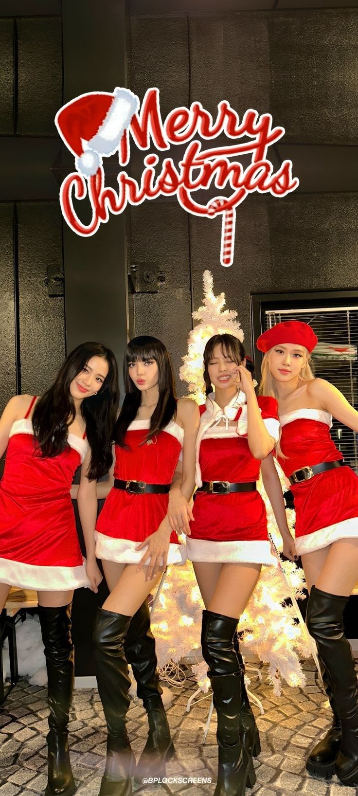 A heartfelt wallpaper shared by BLACKPINK's fans