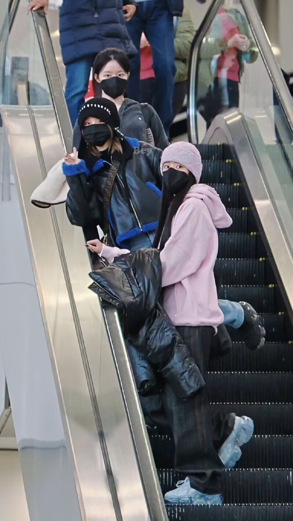 Fan-made special wallpaper for i-dle