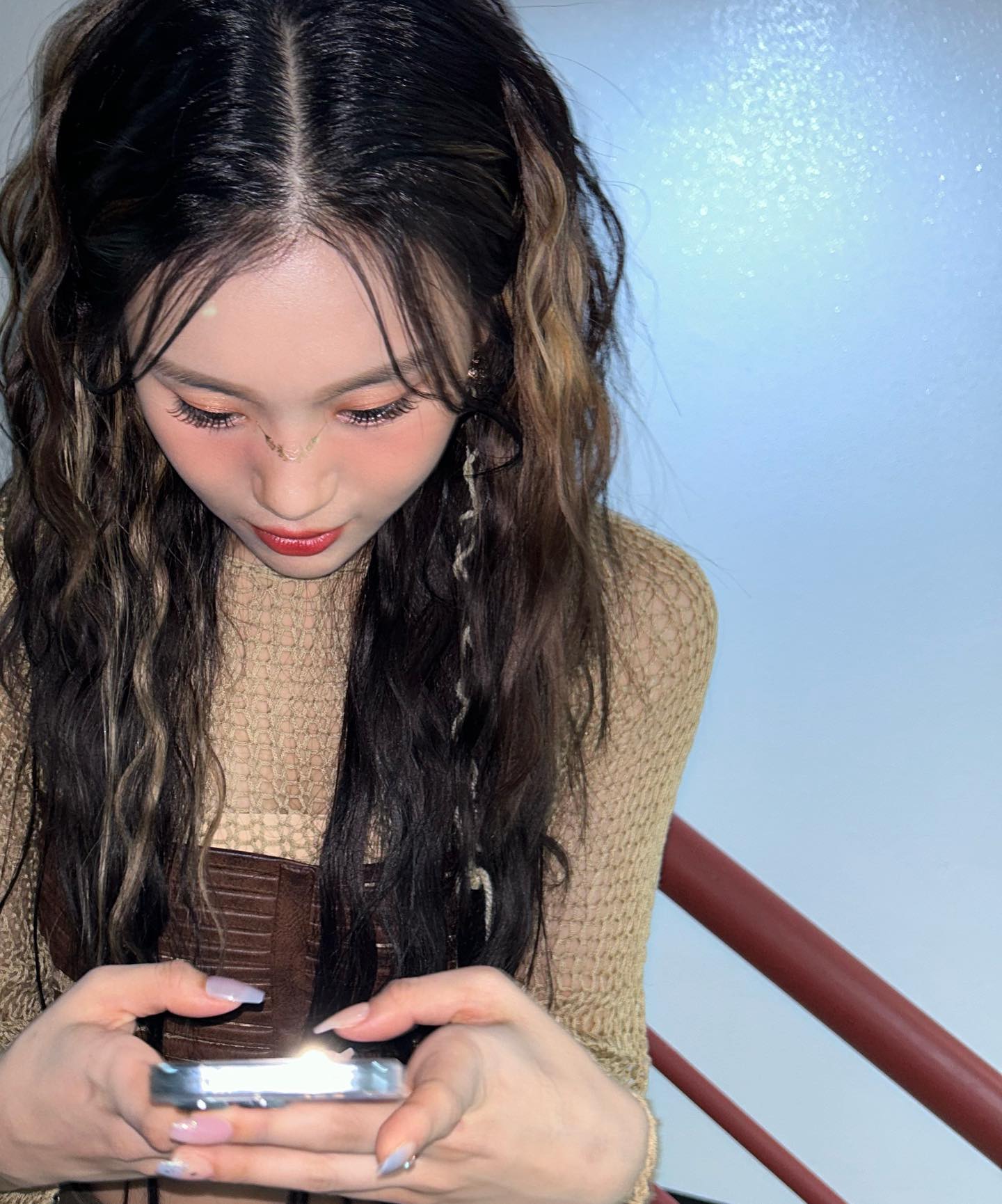 엄지_VIVIZ