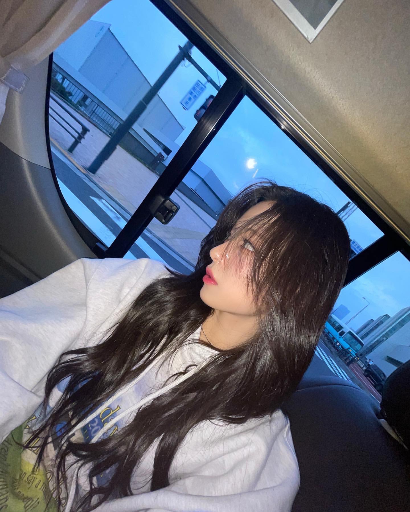 Hot post catching attention from 자유게시판's fandom