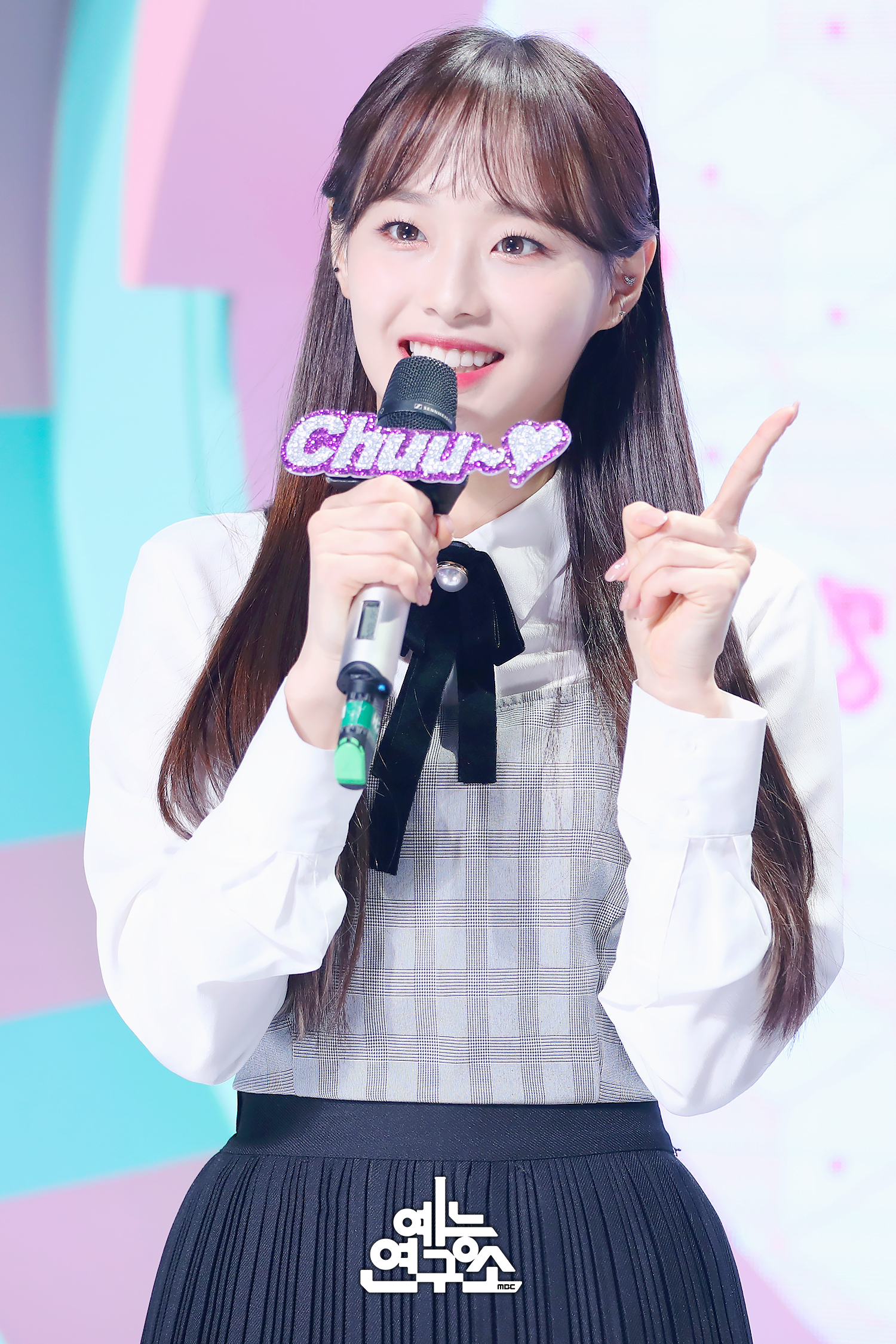 Behind-the-scenes cut of Chuu