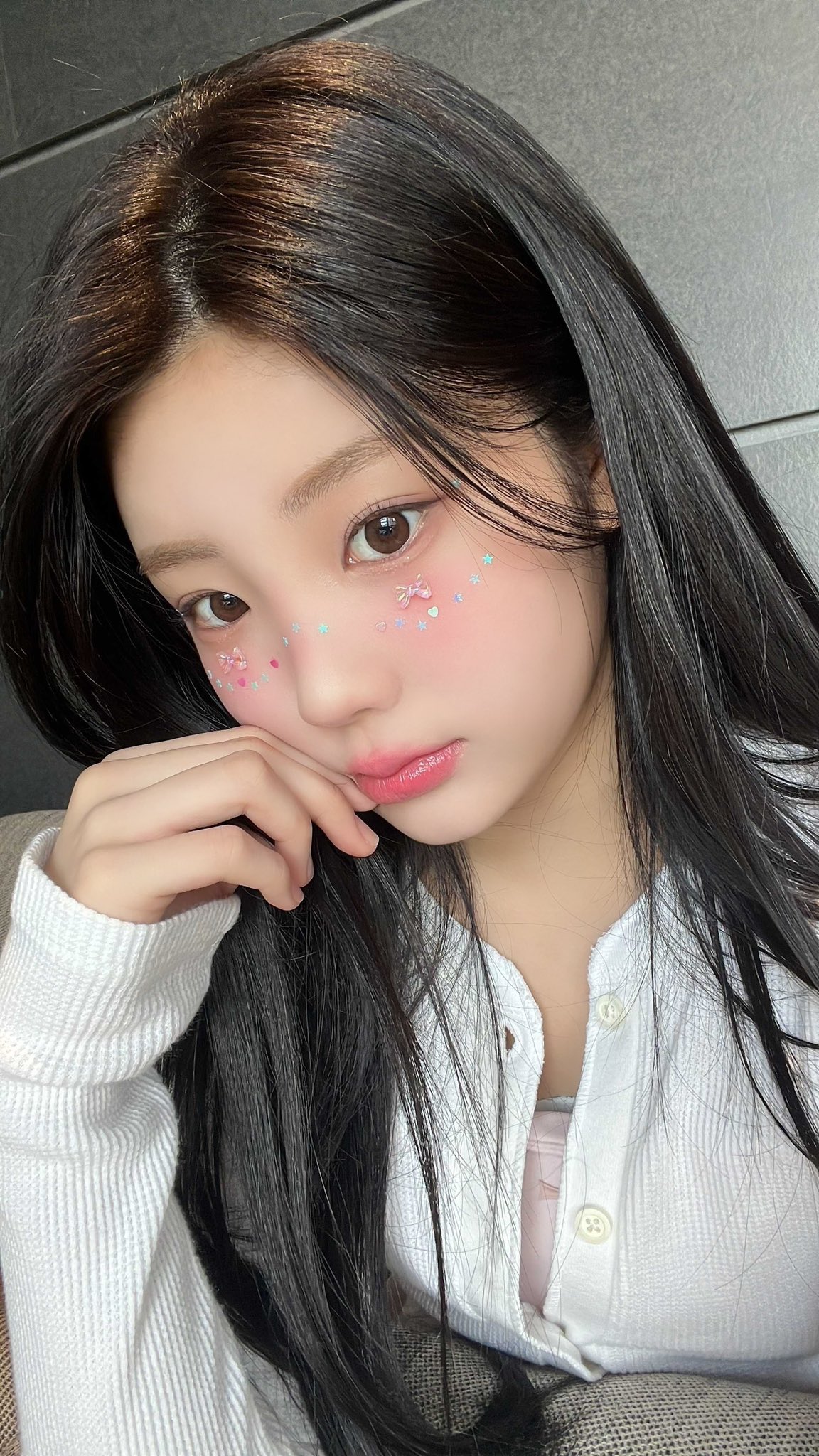 Fan-made special wallpaper for Wonhee (ILLIT)