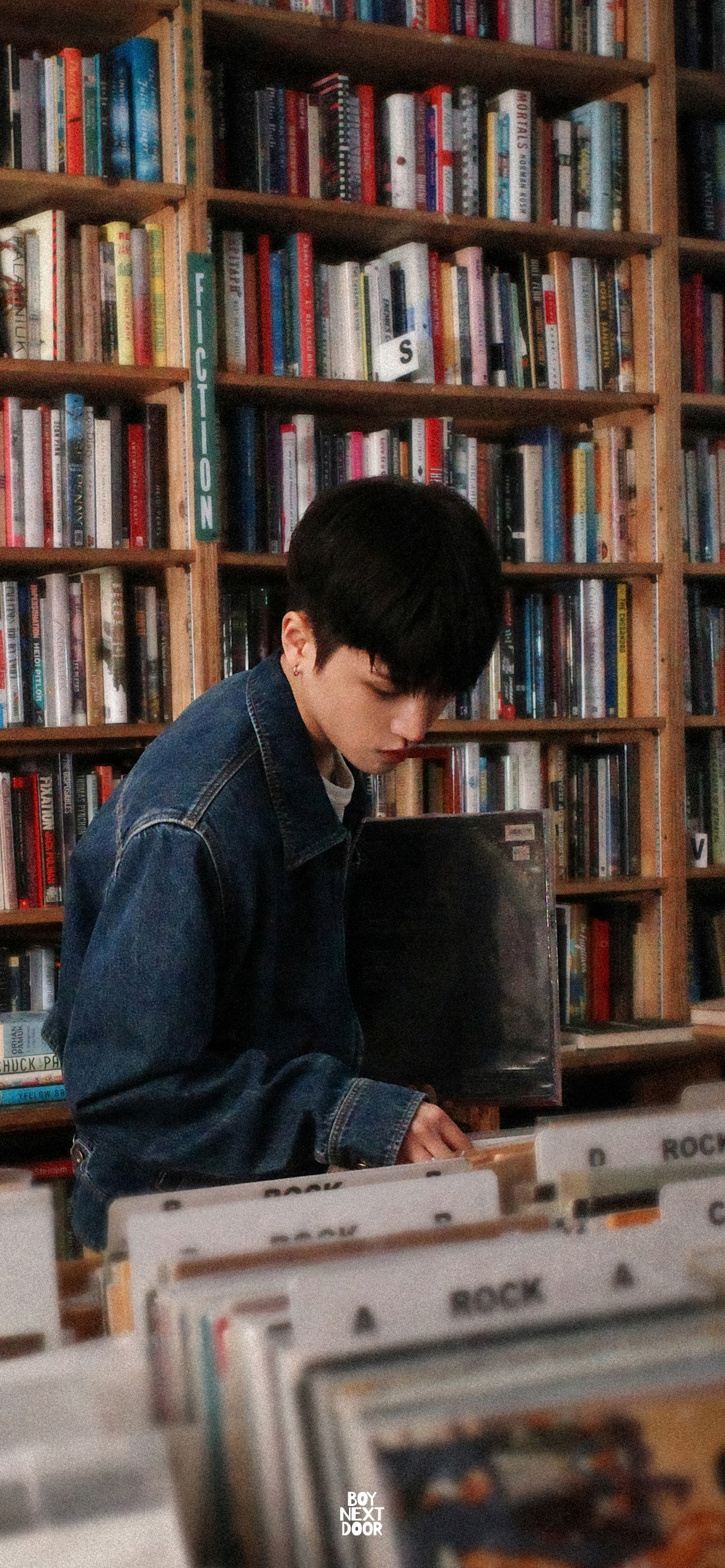 Today's most popular wallpaper in the Riwoo (BOYNEXTDOOR) community