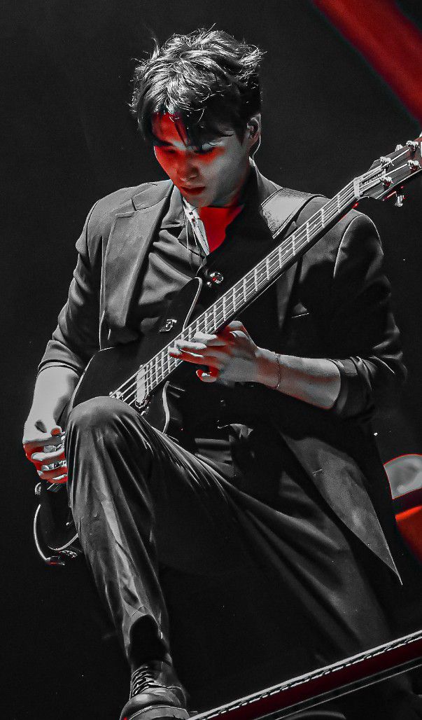 A heartfelt wallpaper shared by Young K (DAY6)'s fans