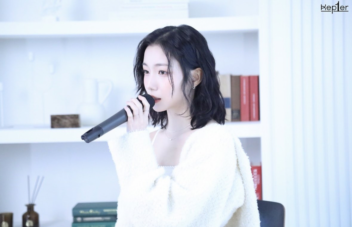 Latest photo of Seo Youngeun