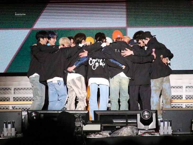 A moment captured by SEVENTEEN's fan