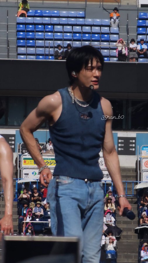 The most beloved wallpaper among Jeno (NCT DREAM)'s fans