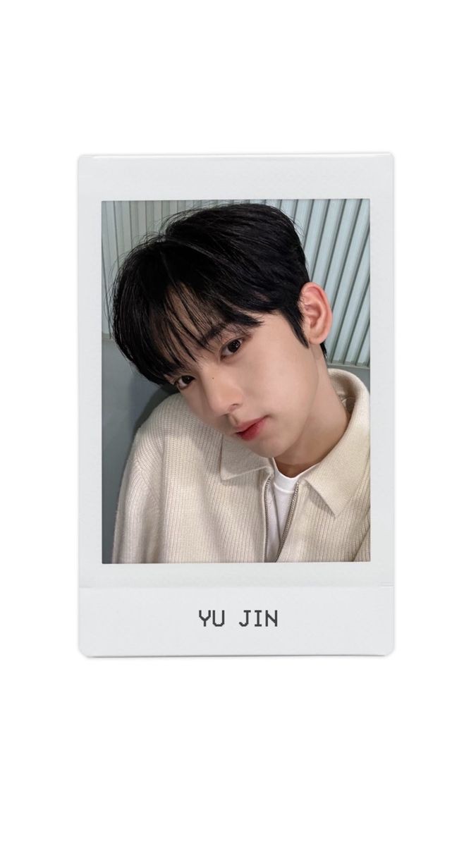 Today's most popular wallpaper in the Han Yujin (ZEROBASEONE) community