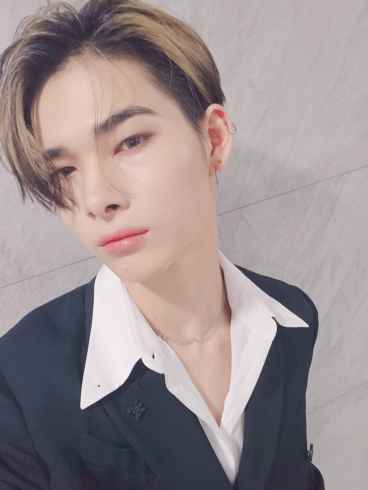 Latest photo of NI-KI (ENHYPEN)
