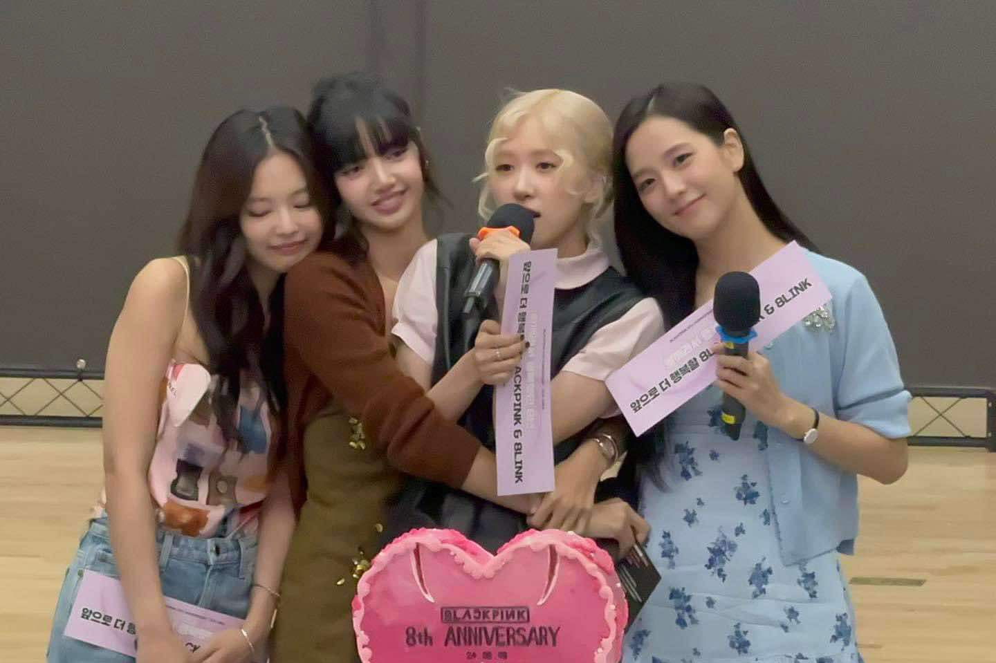 A moment captured by BLACKPINK's fan