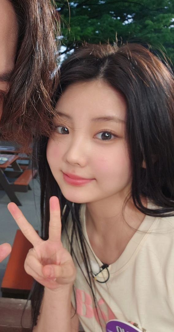 The most beloved wallpaper among Wonhee (ILLIT)'s fans