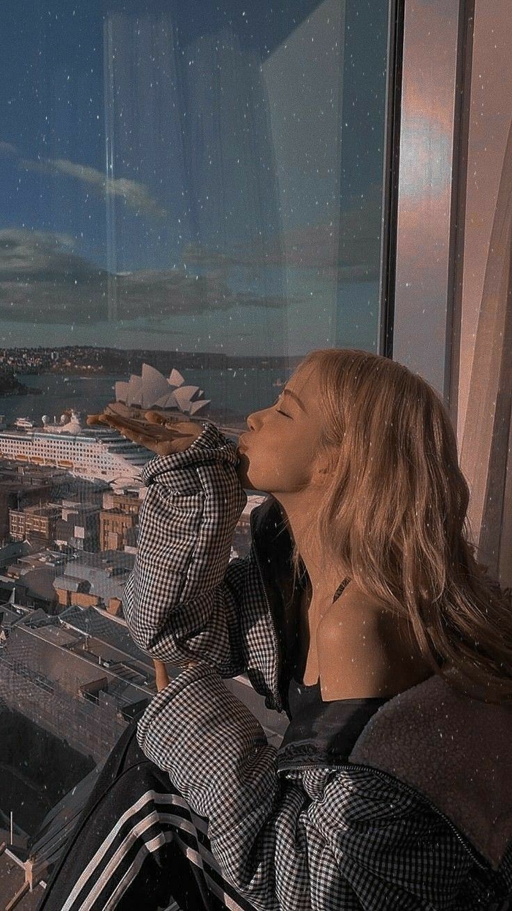 Today's most popular wallpaper in the ROSÉ (BLACKPINK) community