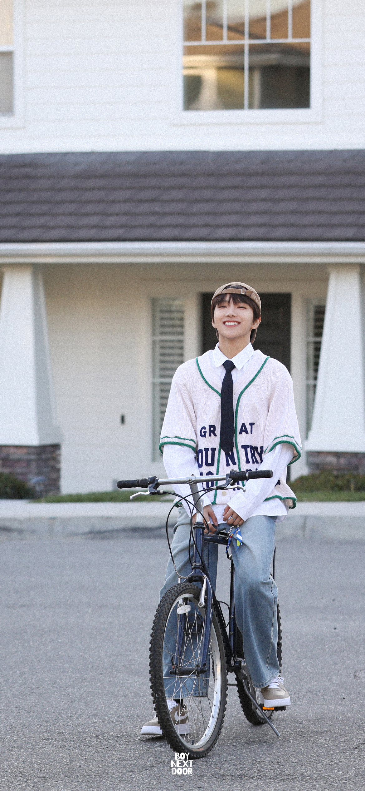 Fandom-recommended wallpaper image of Woonhak (BOYNEXTDOOR)