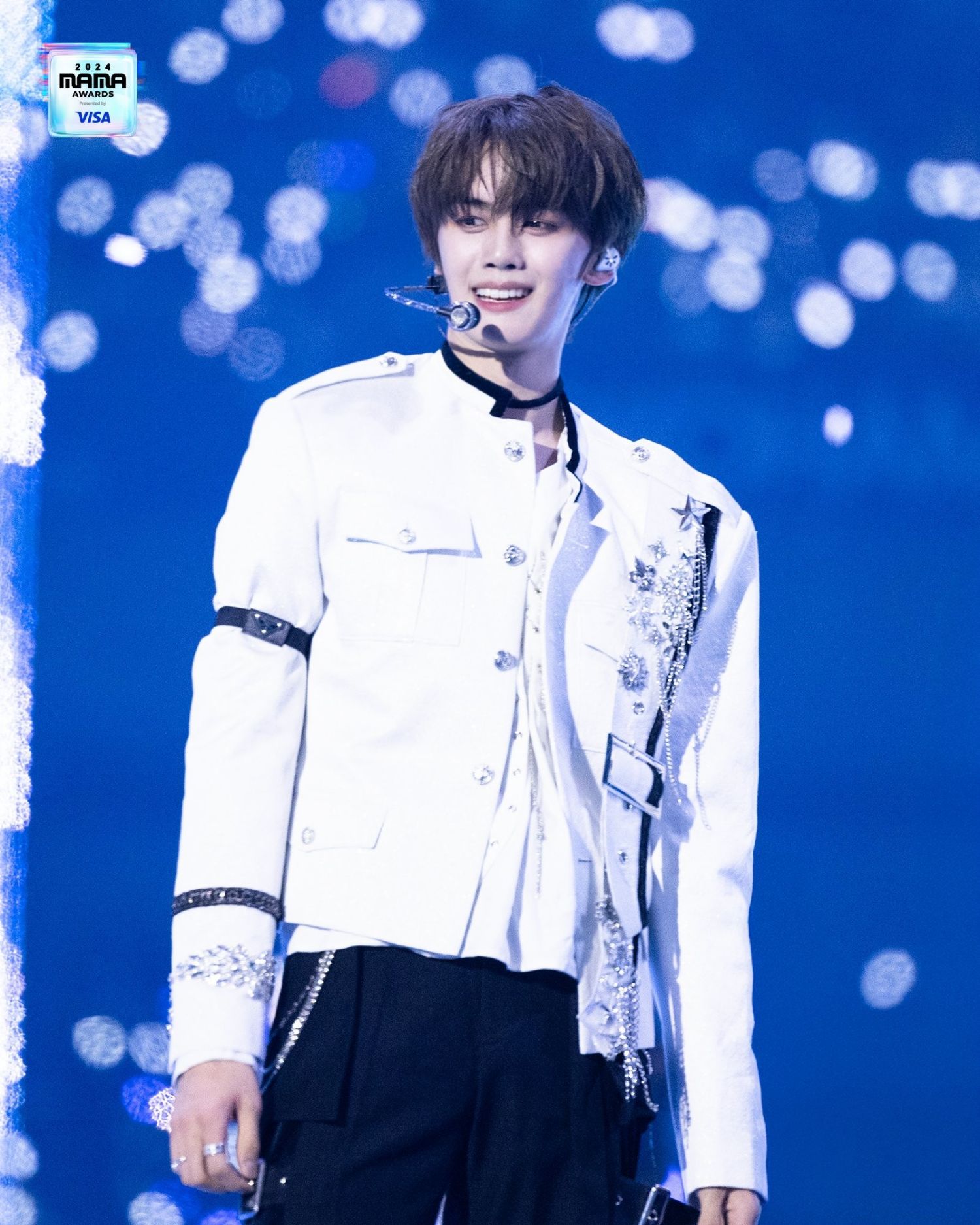 Latest photo of Kim Gyuvin (ZEROBASEONE)