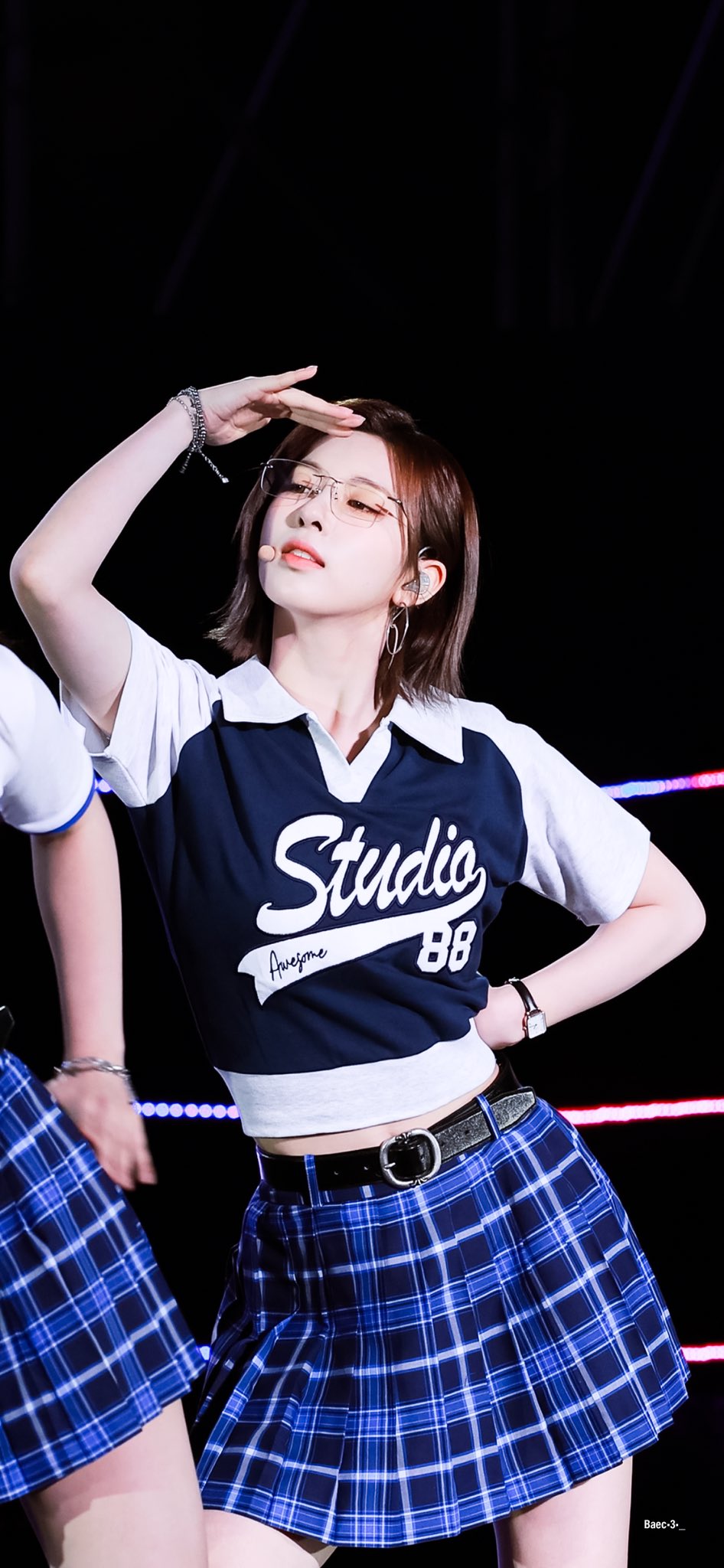 Fandom-recommended wallpaper image of BAE (NMIXX)