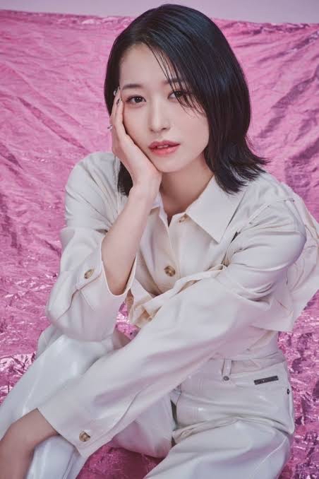Foto aktivitas terbaru Kasahara Momona (ME:I)