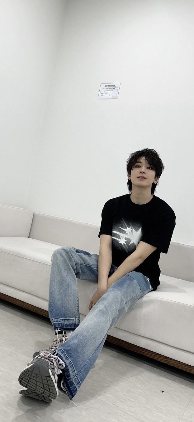 The most beloved wallpaper among Wonwoo (SEVENTEEN)'s fans