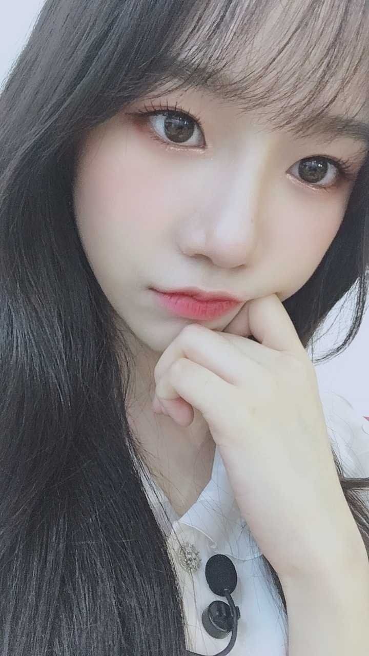 최애 팬덤이 추천하는 조유리 배경 이미지