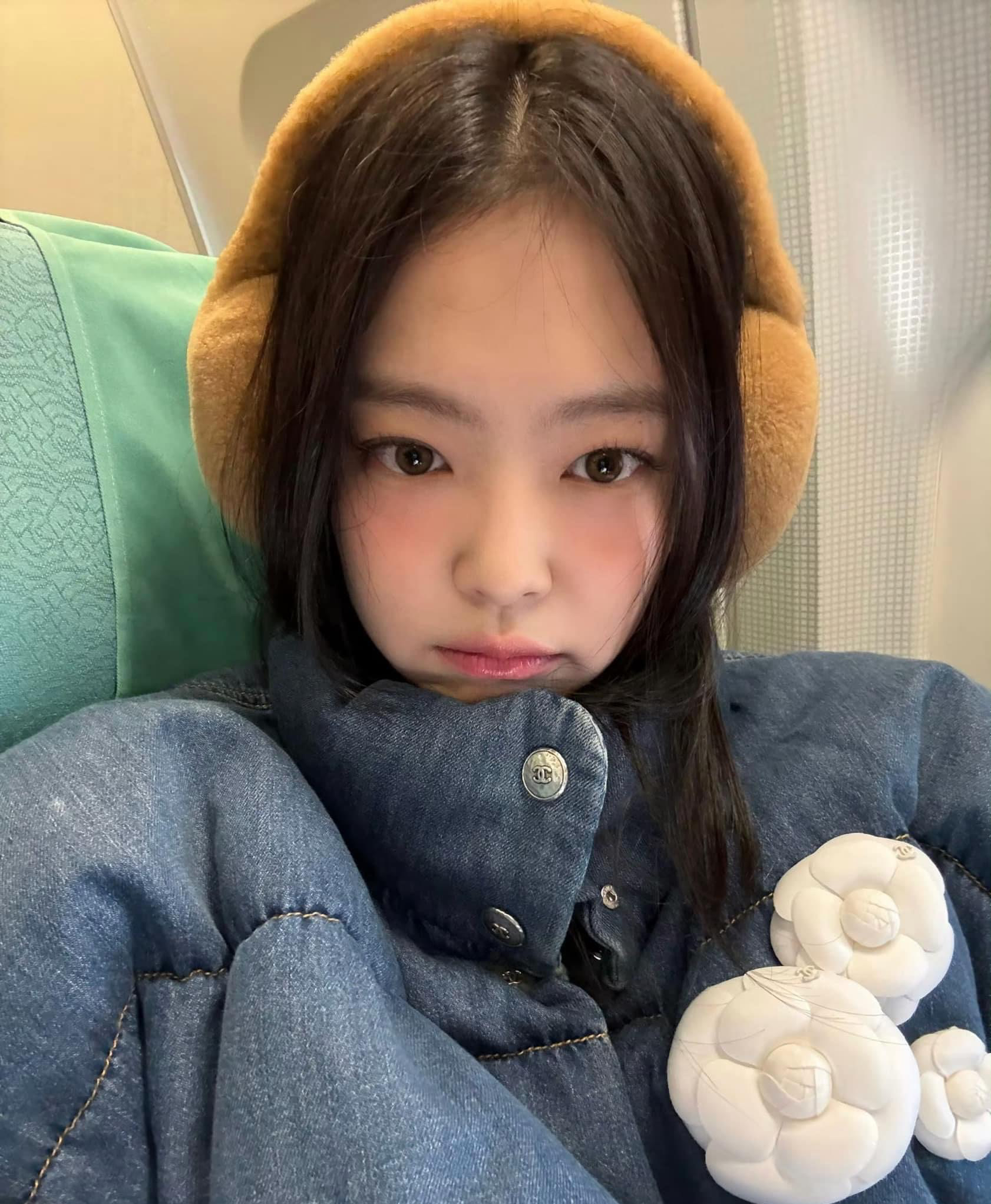 A moment captured by Jennie (BLACKPINK)'s fan