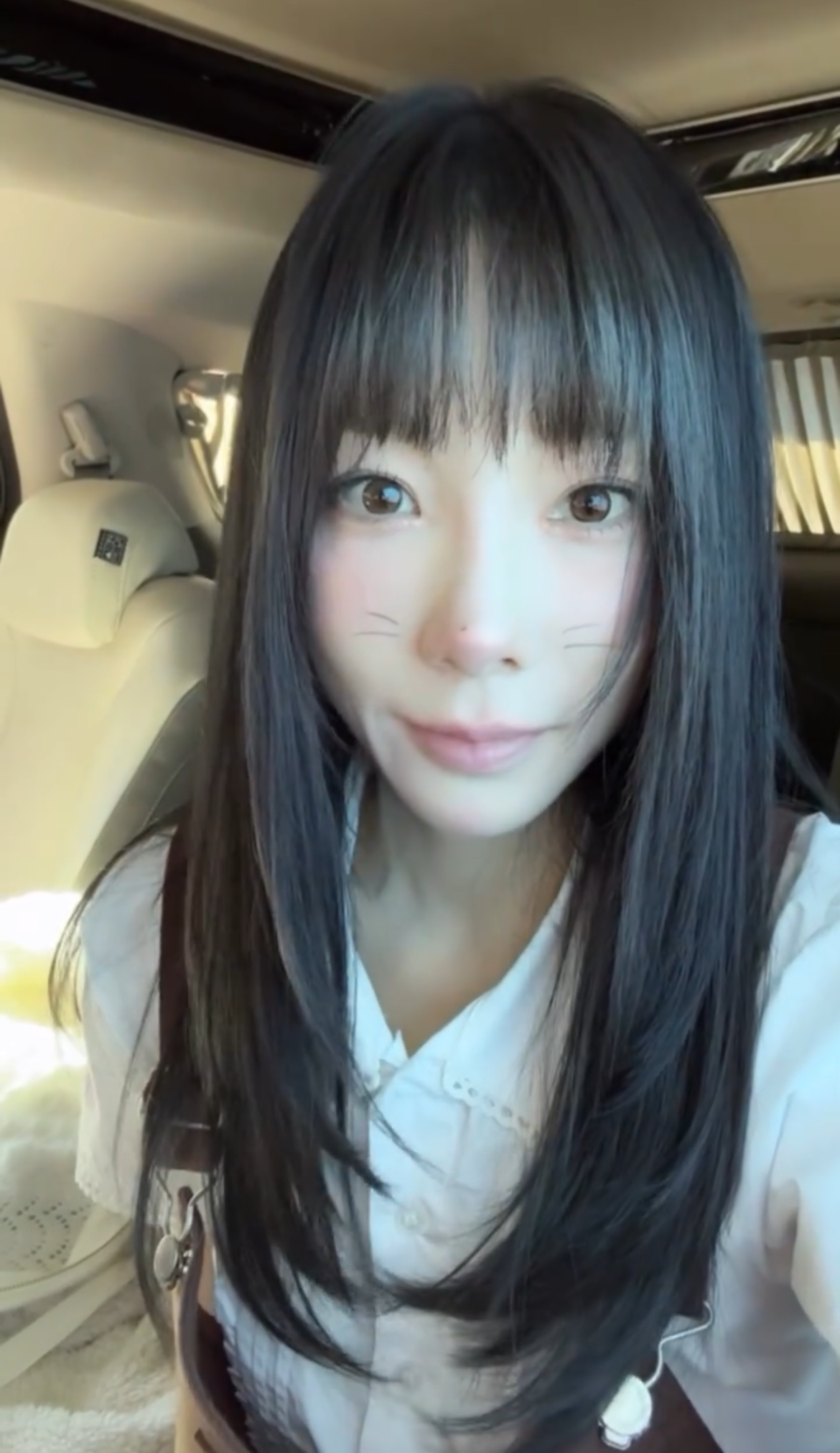 The most beloved wallpaper among Taeyeon (Girls' Generation)'s fans