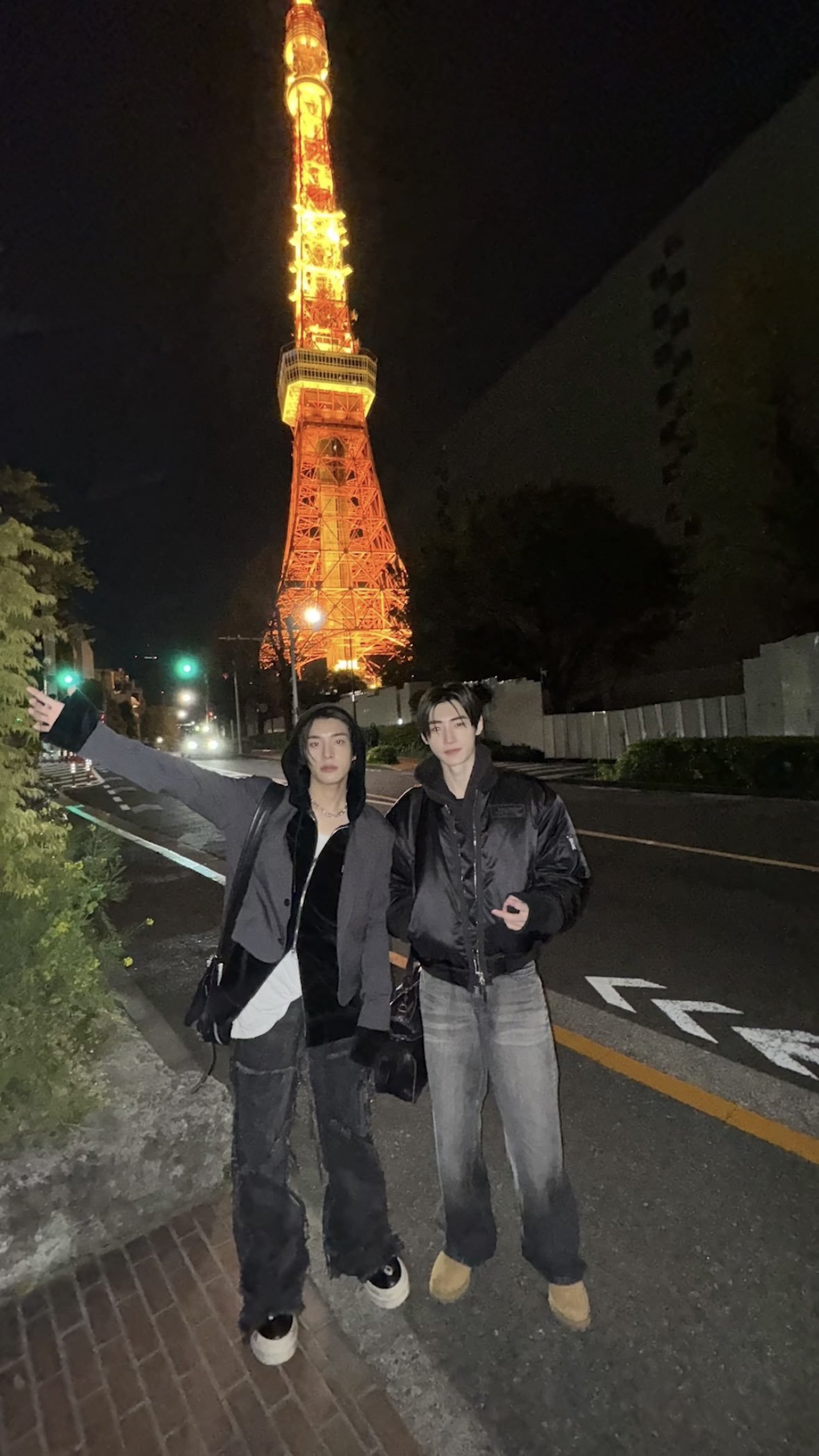 Today's most popular wallpaper in the ENHYPEN community