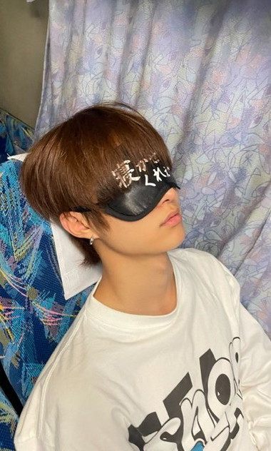 Fandom-recommended wallpaper image of EJ (&TEAM)