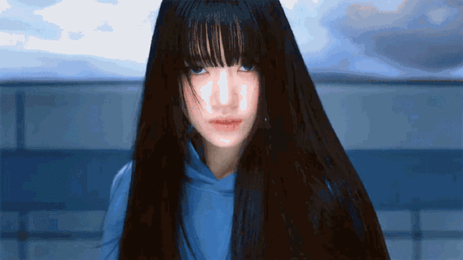 Latest photo of Sooin (MEOVV)