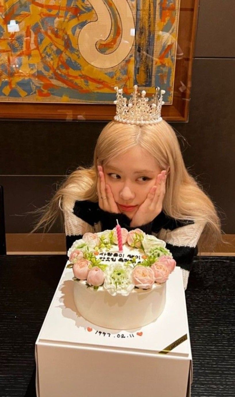 Today's most popular wallpaper in the ROSÉ (BLACKPINK) community