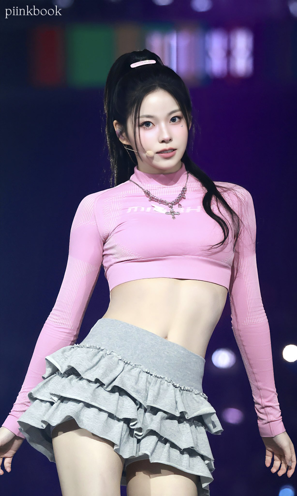 Today's most popular wallpaper in the Kyujin (NMIXX) community