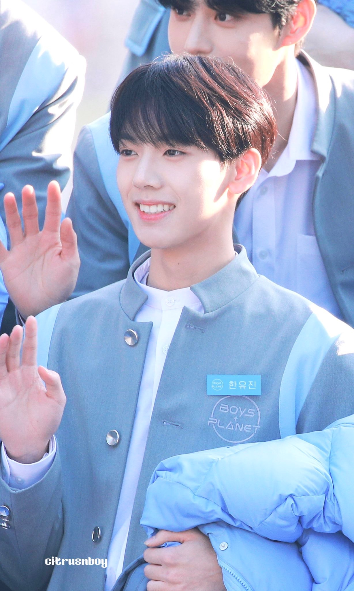 A heartfelt wallpaper shared by Han Yujin (ZEROBASEONE)'s fans