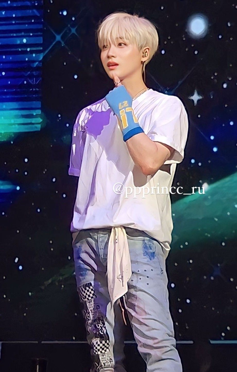 Behind-the-scenes cut of JAY (iKON)