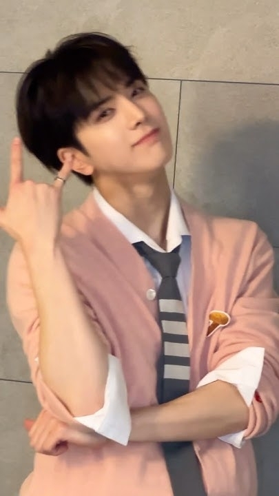 A heartfelt wallpaper shared by Younghoon (THE BOYZ)'s fans