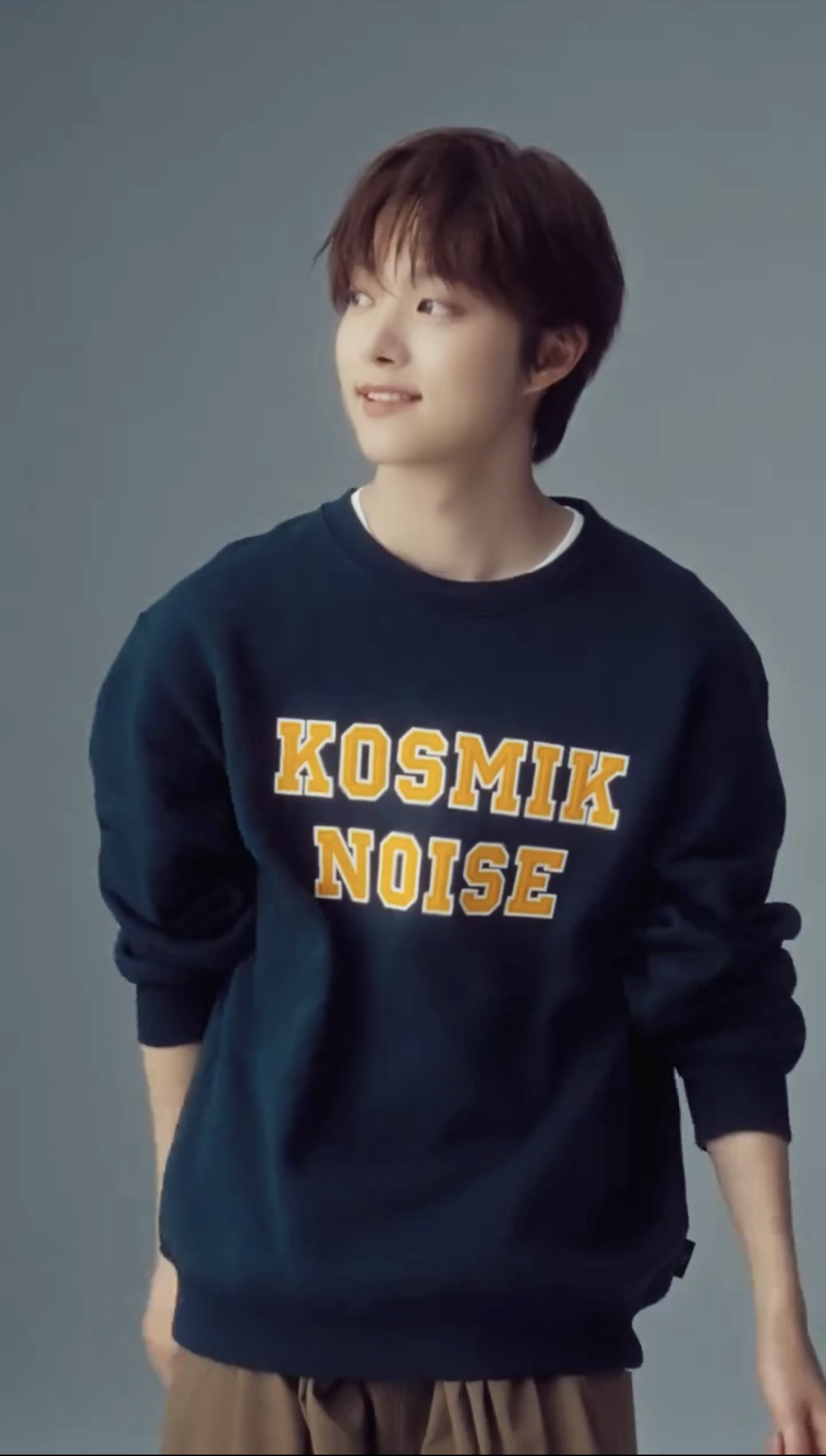 Today's most popular wallpaper in the EJ (&TEAM) community