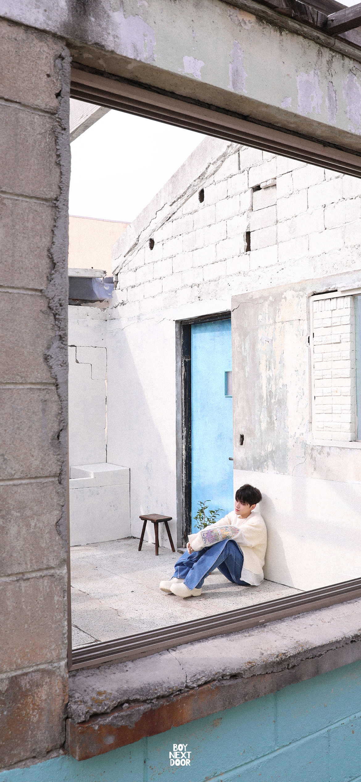 Fandom-recommended wallpaper image of Riwoo (BOYNEXTDOOR)