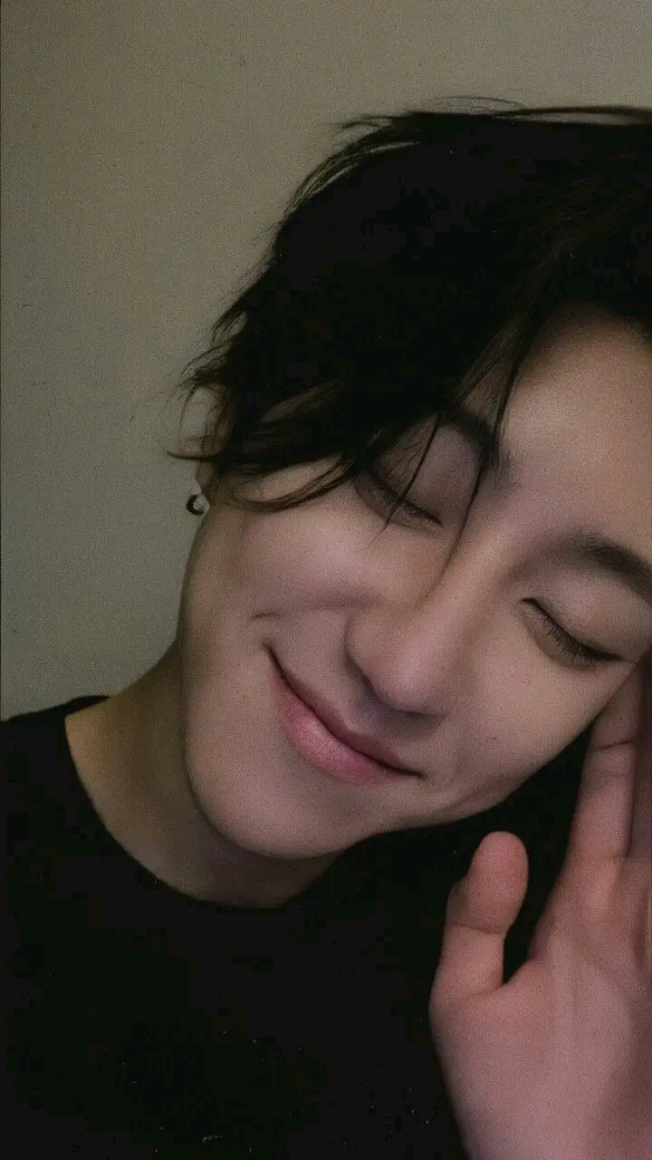 Fandom-recommended wallpaper image of The 8 (SEVENTEEN)