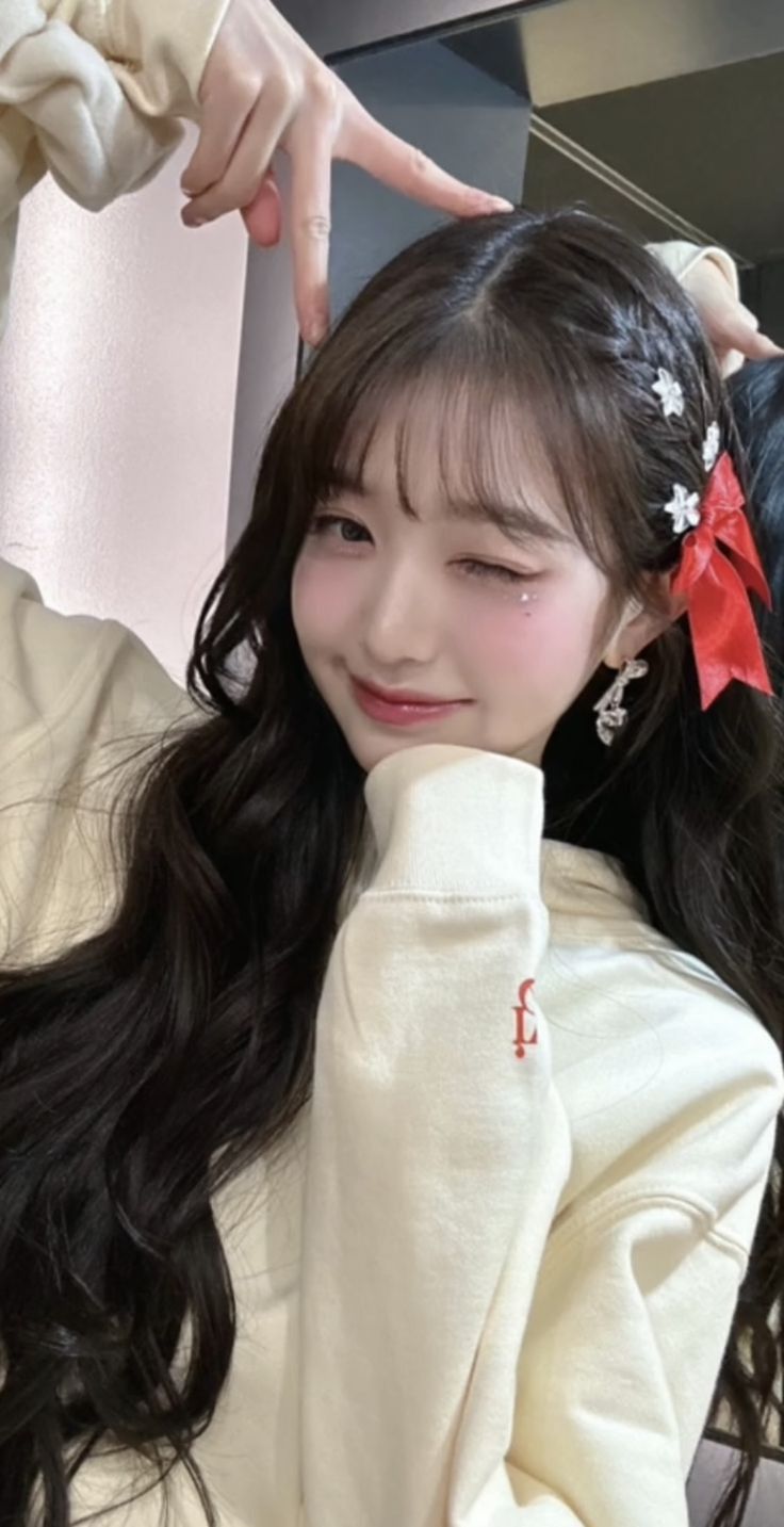 The most beloved wallpaper among Jang Wonyoung (IVE)'s fans