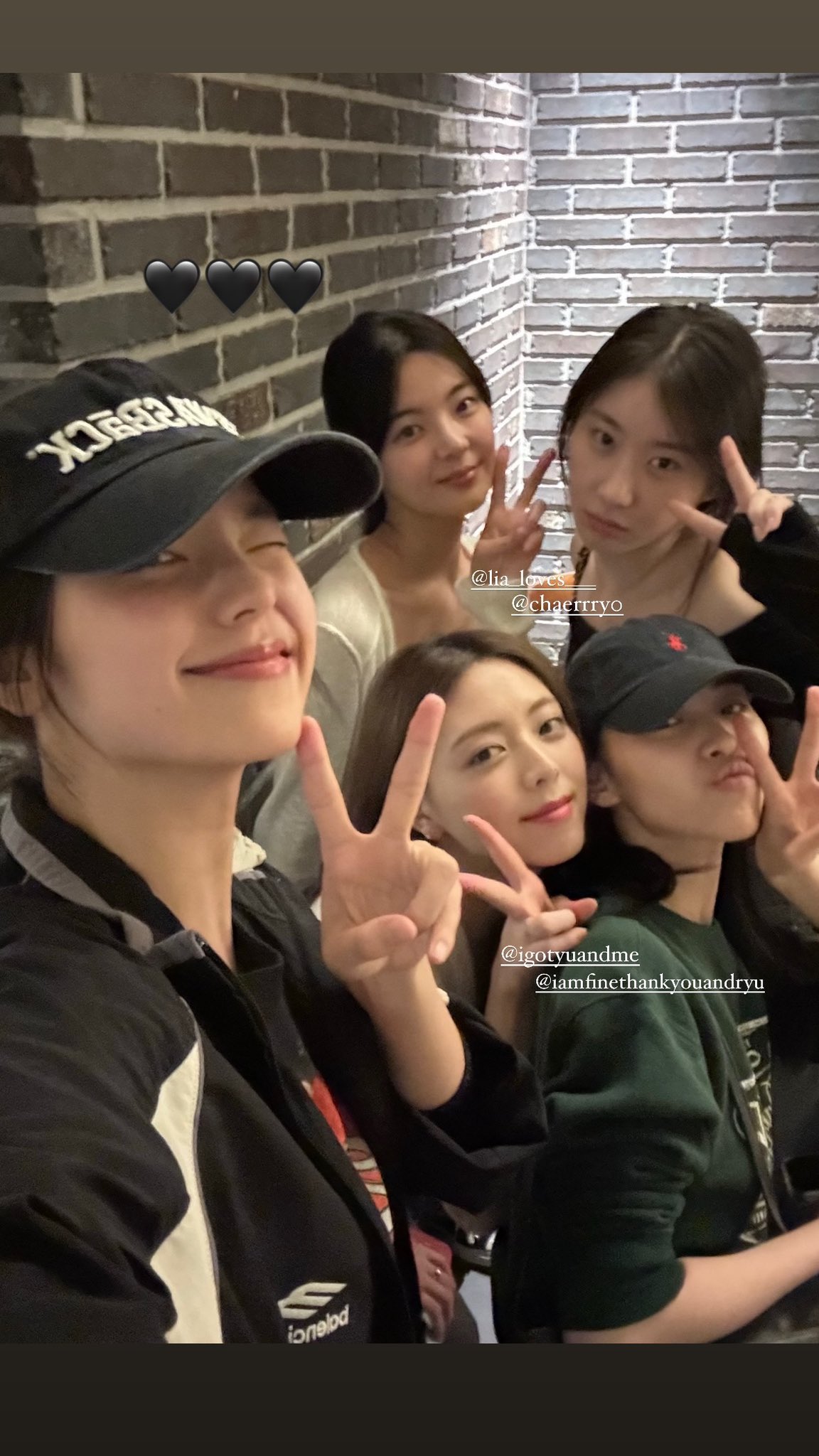 The most beloved wallpaper among Ryujin (ITZY)'s fans