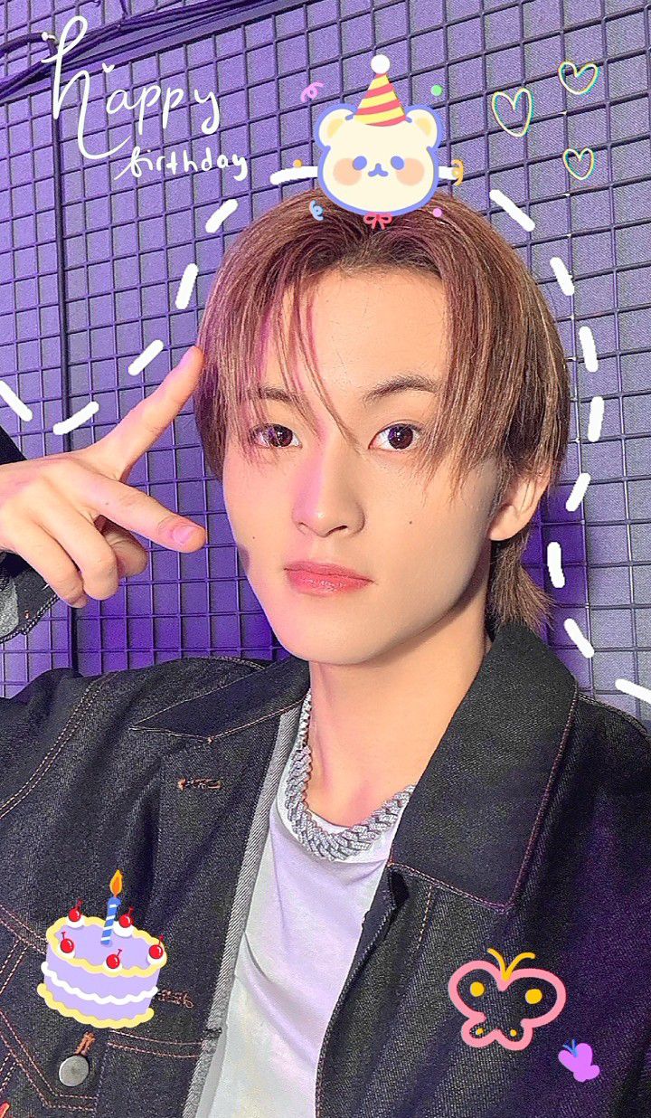 Fandom-recommended wallpaper image of Mark (NCT 127, NCT DREAM)