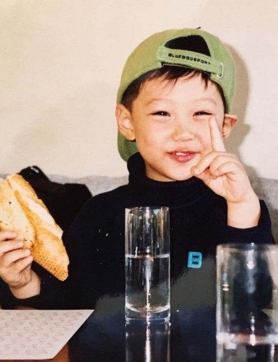 Recent activity shot of Felix (Stray Kids)