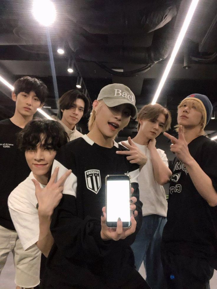 Latest photo of WayV