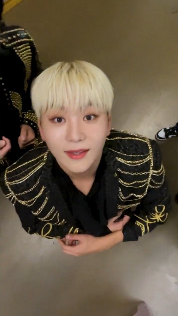Today's most popular wallpaper in the Seungkwan (SEVENTEEN) community