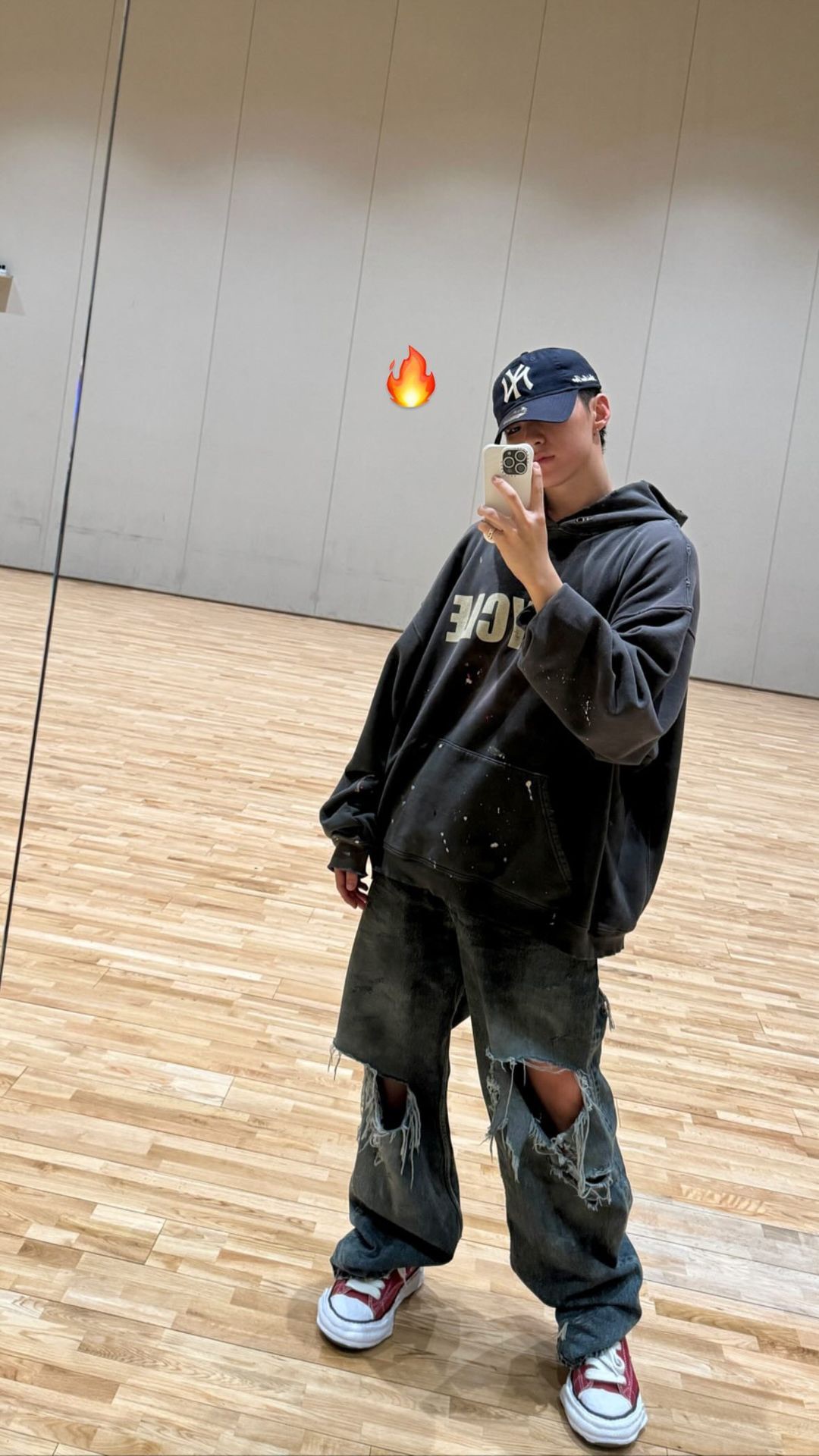 Fandom-recommended wallpaper image of Hoshi (SEVENTEEN)