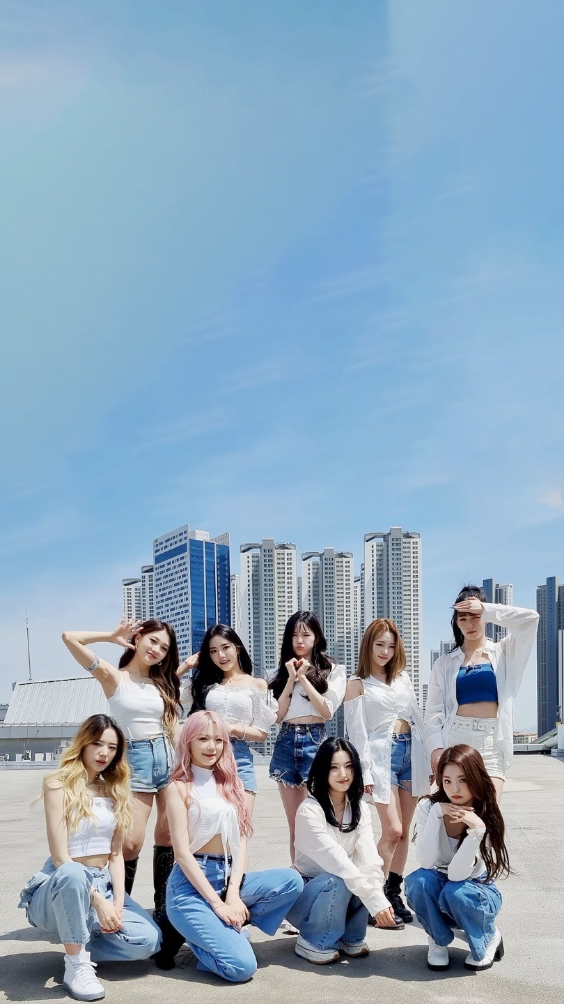 Fandom-recommended wallpaper image of fromis (fromis_9)