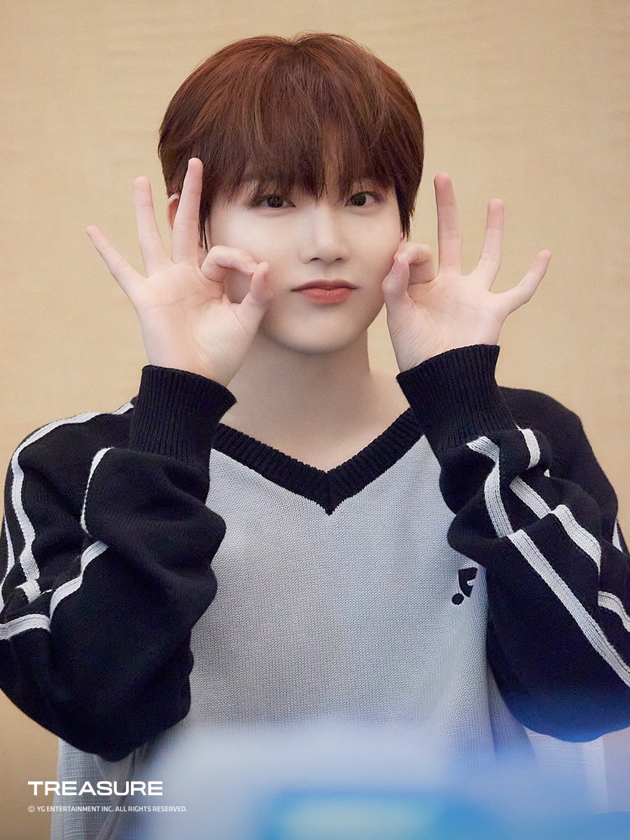 Latest photo of Junkyu (TREASURE)