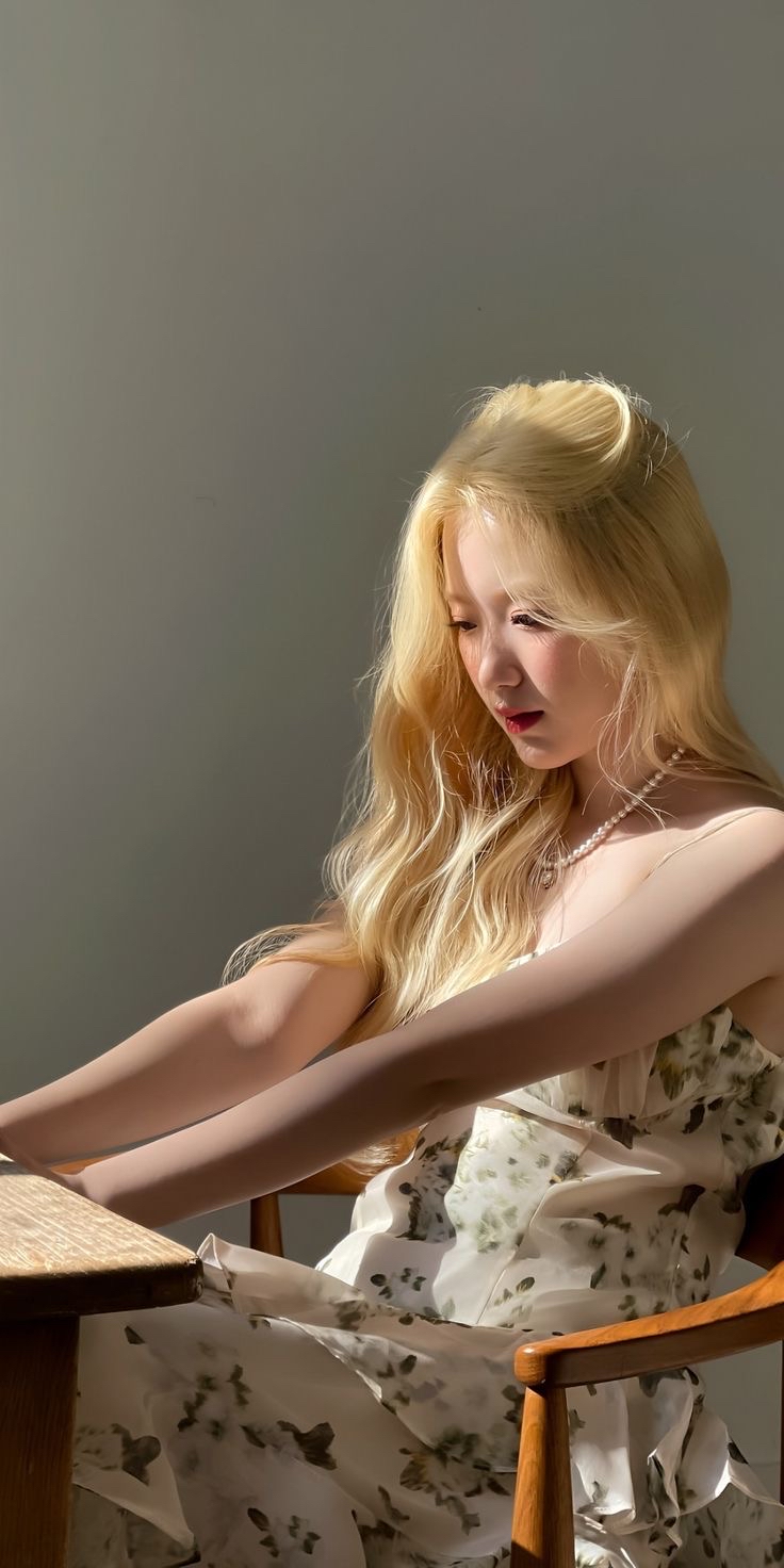 A heartfelt wallpaper shared by Shuhua (i-dle)'s fans