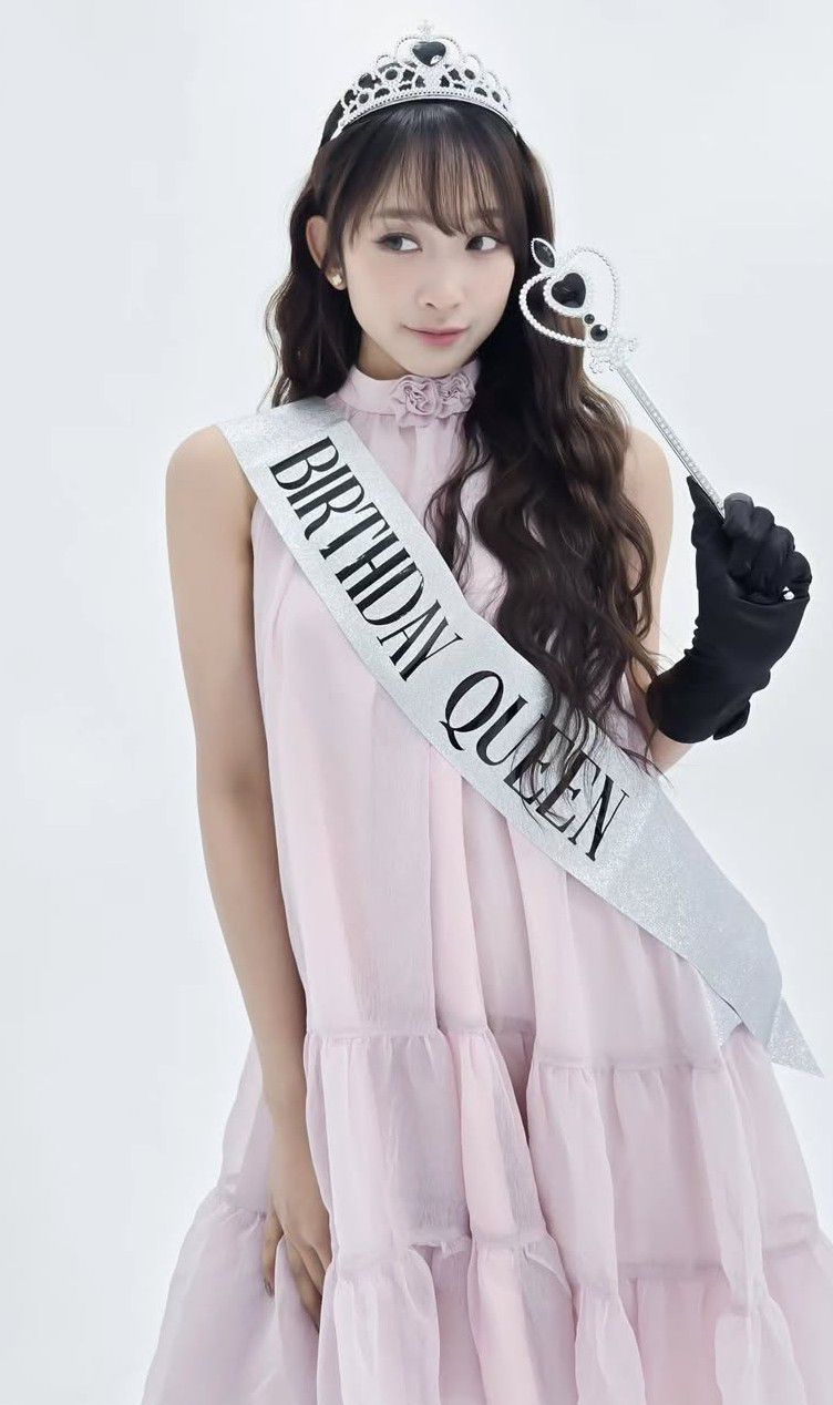 Today's most popular wallpaper in the SECRET NUMBER community