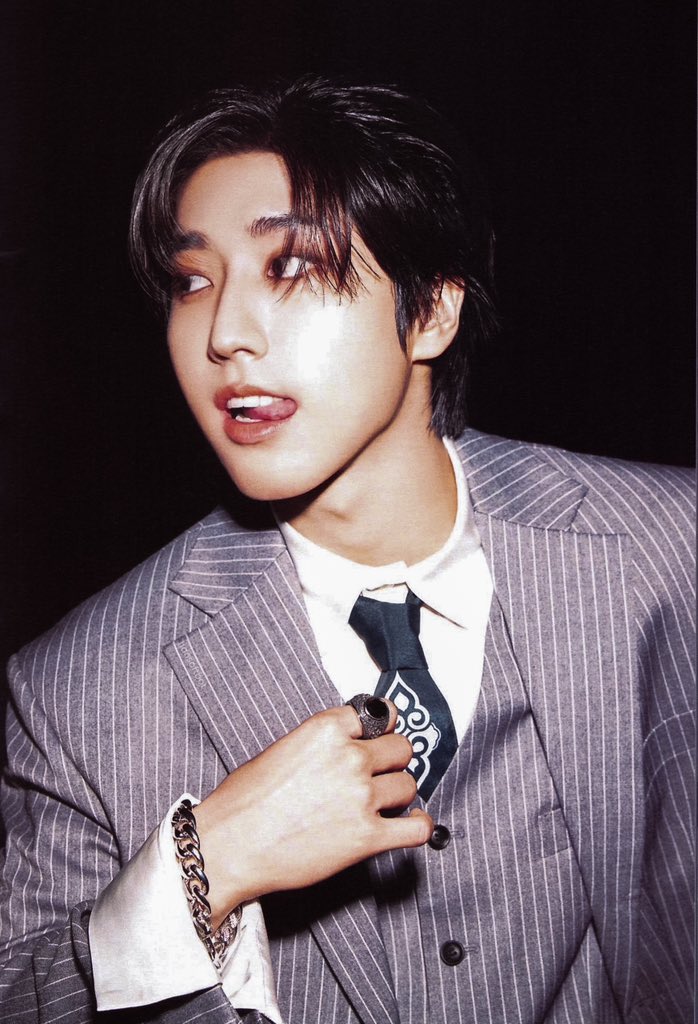 Latest photo of HAN (Stray Kids)