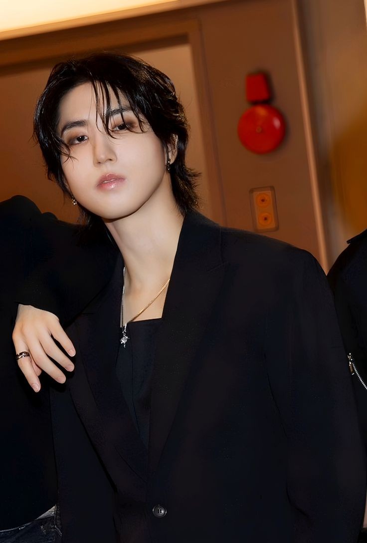 Recent activity shot of HAN (Stray Kids)